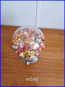 10 CENT GUMBALL MACHINE Vintage, Ford Gum with Glass Globe FAST FREE SHPPING