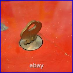 10¢ Candy/peanut Vending Machine Red Metal Base Clear plastic top vintage works