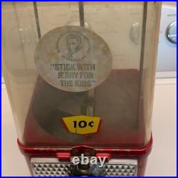10¢ Candy/peanut Vending Machine Red Metal Base Clear plastic top vintage works
