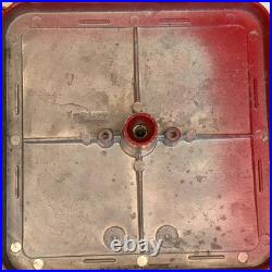 10¢ Candy/peanut Vending Machine Red Metal Base Clear plastic top vintage works