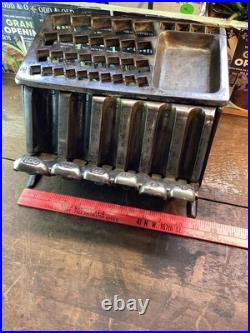 1890 Staats Money Changer Cohoes NY Coin Change Machine original finish Vintage
