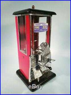 1923 Vintage Antique Gooseneck 1/5 Cent Master Gumball Peanut Vending Machine