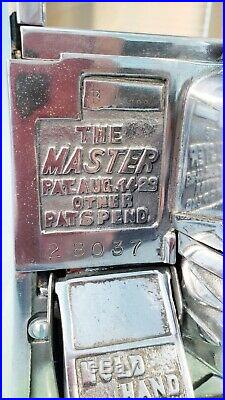 1923 Vintage Antique Green & Tan Penny Master Gumball Peanut Vending Machine