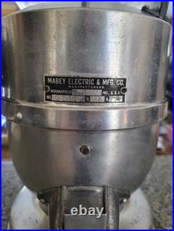 1930's Mabey Electric Eat um Up 5 cent Peanut Vending Machine Works