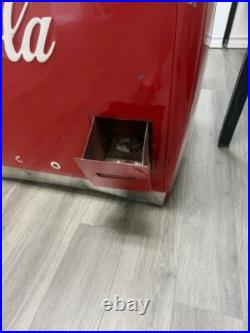 1940's Vintage Coca Cola Coke Vending Machine with cooler