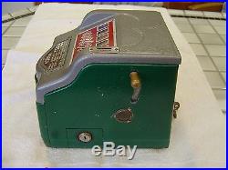 1941 WINGS Cigarette Trade Stimulator Slot machine coin op vintage gumball vend