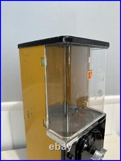 1950' Victor HMS 1 Cent Gumball Vending Machine With Key