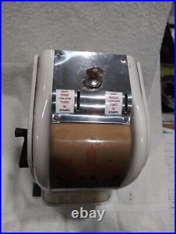 1950's VINTAGE NORTHWESTERN U. S. POSTAGE STAMP COIN OP VENDING MACHINE NATIONAL