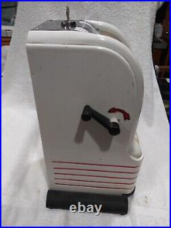 1950's VINTAGE NORTHWESTERN U. S. POSTAGE STAMP COIN OP VENDING MACHINE NATIONAL