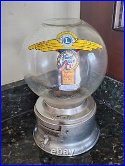 1950s Vintage Ford Gum with Glass Globe Decal 1 cent bubble gum machine
