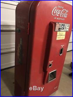 1950s Vintage Vendo CocaCola machine Still Runs Approximately 300lbs
