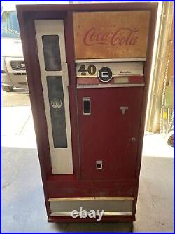 1964 Vintage Coca-Cola Soda Bottle Vending Machine It Works! Model# CSS-64FS