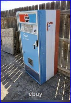 1972 pepsi vintage vending machine