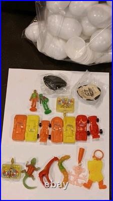 200 Prefilled Mystery Capsules Vintage Vending Machine Toys Scavenger Prizes