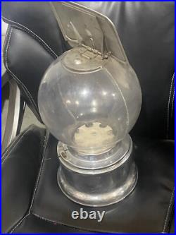 25 CENT GUMBALL MACHINE Vintage, Ford Gum with Plastic Globe FREE Shipping