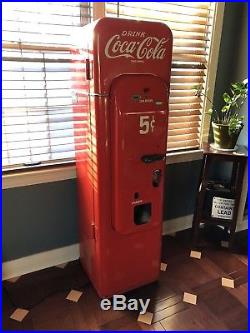 44 VMC coke machine vintage Coca Cola