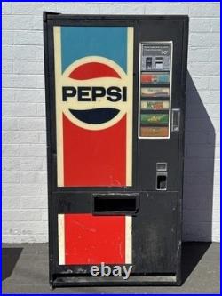 80s Vintage Pepsi Vending Machine