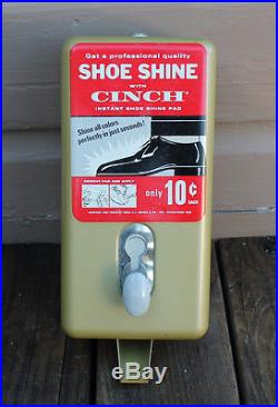 ANTIQUE Vintage Quinn Co. Coin Op Shoe Shine Cinch Cloth Vendor Vending Machine