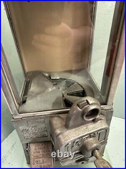 Antique 1920s The Master 1 Cent Mint Green Bubble Gum Vending Machine