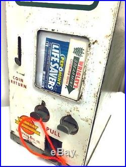 Antique/Vintage 5 cent Gum Dispenser/ Coin Op/ Very Nice/Very Rare piece