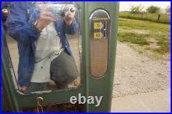Antique Vintage Mills Novelty Co. Cigarette & Match Vending Machine 1937