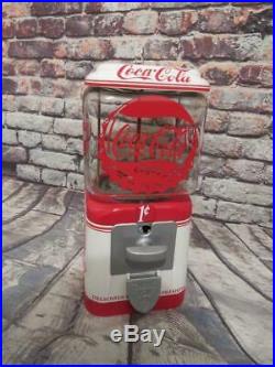 Antique penny machine Coca cola vintage Acorn gumball machine glass globe 1 cent