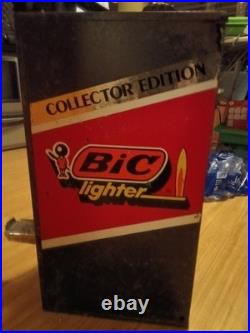BIC Vintage Lighter Vending Machine Dispenser 1980s/1990s