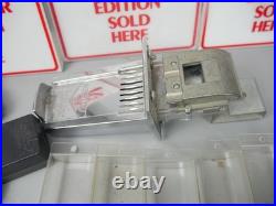 BIC Vintage Lighter Vending Machine Dispenser 1980s/1990s w extras