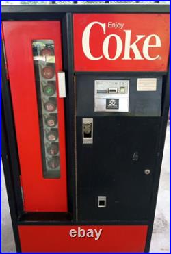 Coca Cola Coke Vending Machine Cavalier Vintage Model 1USS-64101 WORKS GREAT