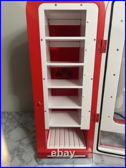 Coca-Cola Reto Style Vending Machine Refrigerator (working tested)