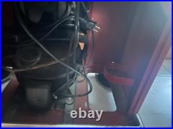 Coca-Cola Vintage Vending Machine Vendo V-39 5-cent Coin