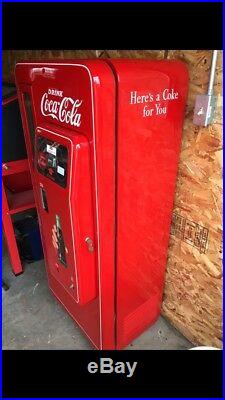 Coke Cola Vintage 50's 10 Cent Machine