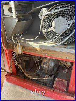 Coke machine vintage