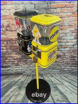 Double Peanuts & chocolate M&m's candy machine vintage Acorn gumball candy