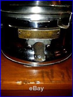 FORD GUM & MACHINE CO. INC. 1 CENT GUMBALL MACHINE VINTAGE -Excellent