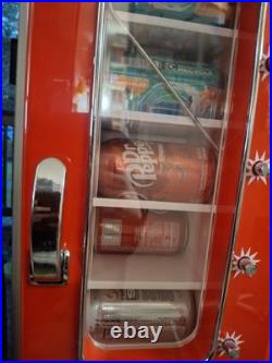 Frigidaire Retro 10 Can Soda Vending Machine Mini Fridge Beverage Cooler Red