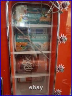 Frigidaire Retro 10 Can Soda Vending Machine Mini Fridge Beverage Cooler Red