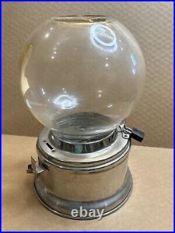 Gumball Machine Ford 1 Cent Vintage Glass Globe 1 penny H & W Machine Company