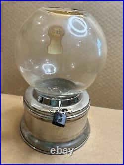 Gumball Machine Ford 1 Cent Vintage Glass Globe 1 penny H & W Machine Company