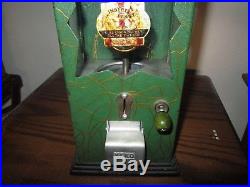Gumball Machine Vintage Neko With Pull Chain