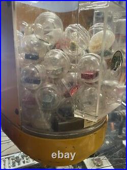 Gumball Victor Vending Machine VENDORAMA 25 Cent Full Of Vintage 70-80s Toys