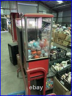 Lot a vintage toy and sticker Vending Machine