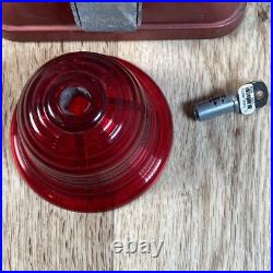 Minneapolis Regal Vending Machine Hot Peanuts 1940s Light & Key Vintage with Base