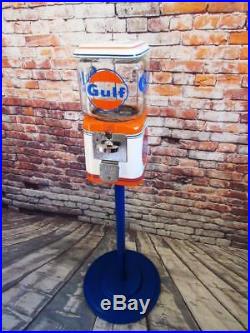 Novelty vintage Acorn glass globe gumball machine Gulf gas game room bar coin op