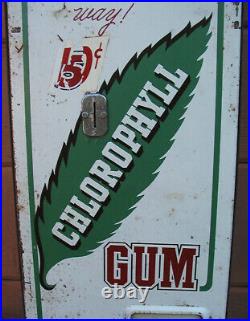 OLD Vint. CHLOROPHYLL GUM 10 Cent DISPENSER VENDING MACHINEwithKEY