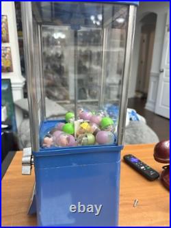 Oak Vista Vending Machine Vintage with Key Gumball Baseball Photo Buttons