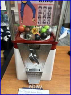Oak Vista Vending Machine Vintage with Key Gumball Elvis Presley Rings