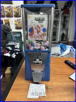 Oak Vista Vending Machine Vintage with Key Gumball NFL Football Rings