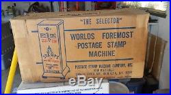 Old Vtg US Mail Postage Metal Stamp Machine Dispenser Coin 25/25 Cent