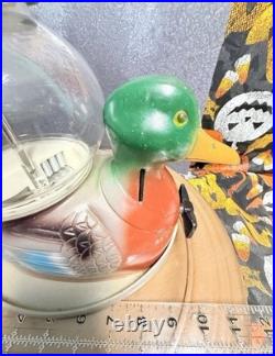 One Of The Coolest Fully Working Vintage Gumball Machines In The World